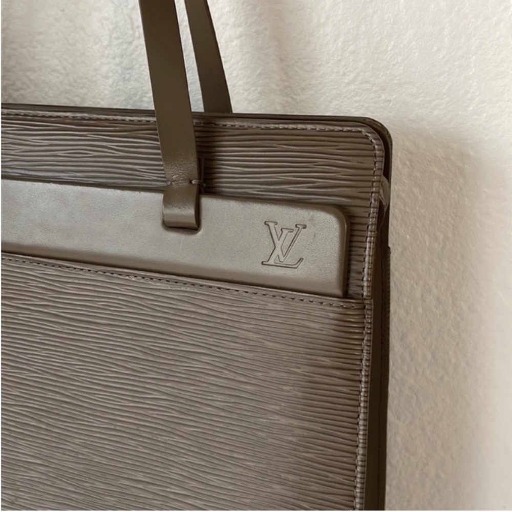 Louis‎ Vuitton Epi Croisette PM - Picture 2 of 9